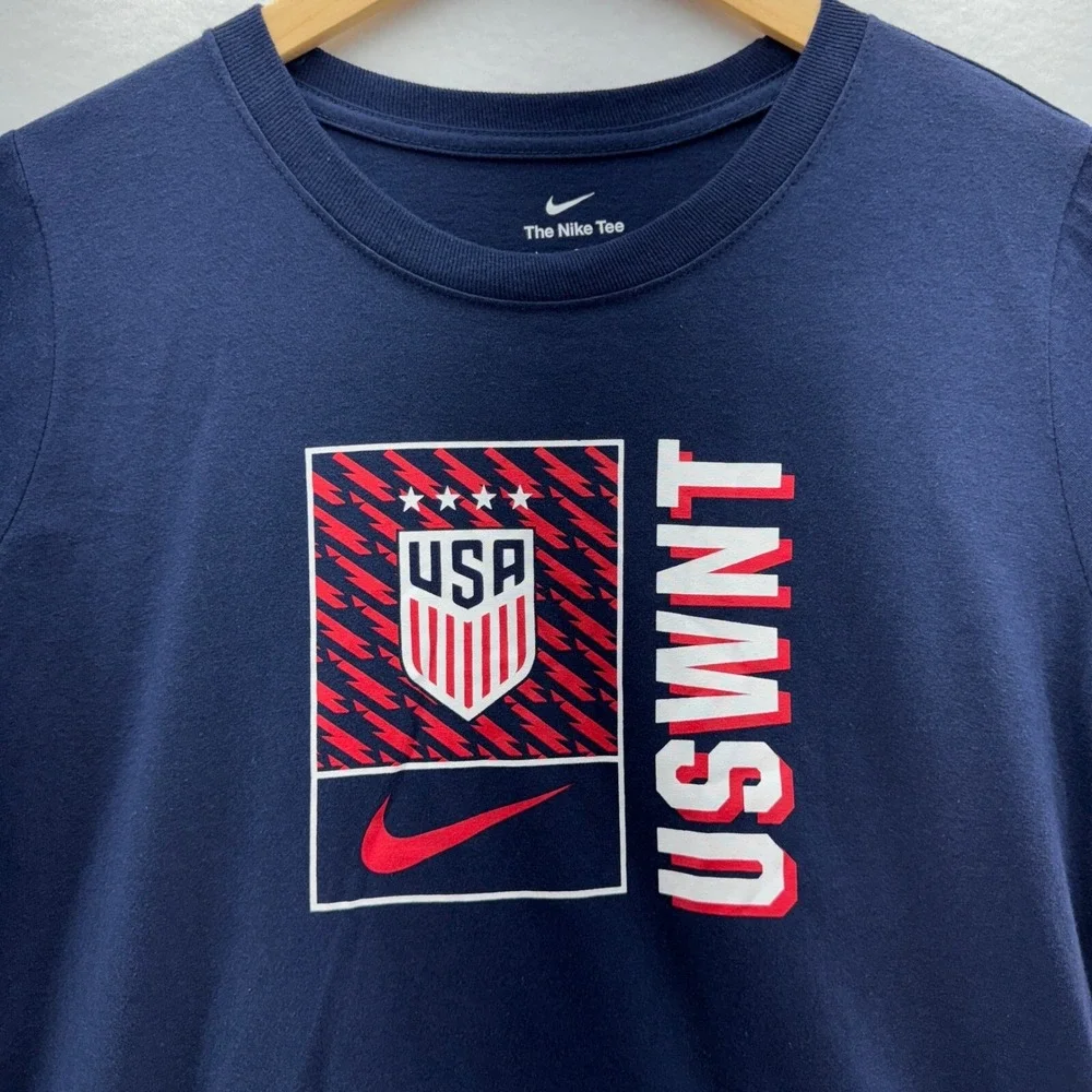 Nike USWNT Youth Large Navy Blue USA Soccer T-Shirt‎ Short Sleeve